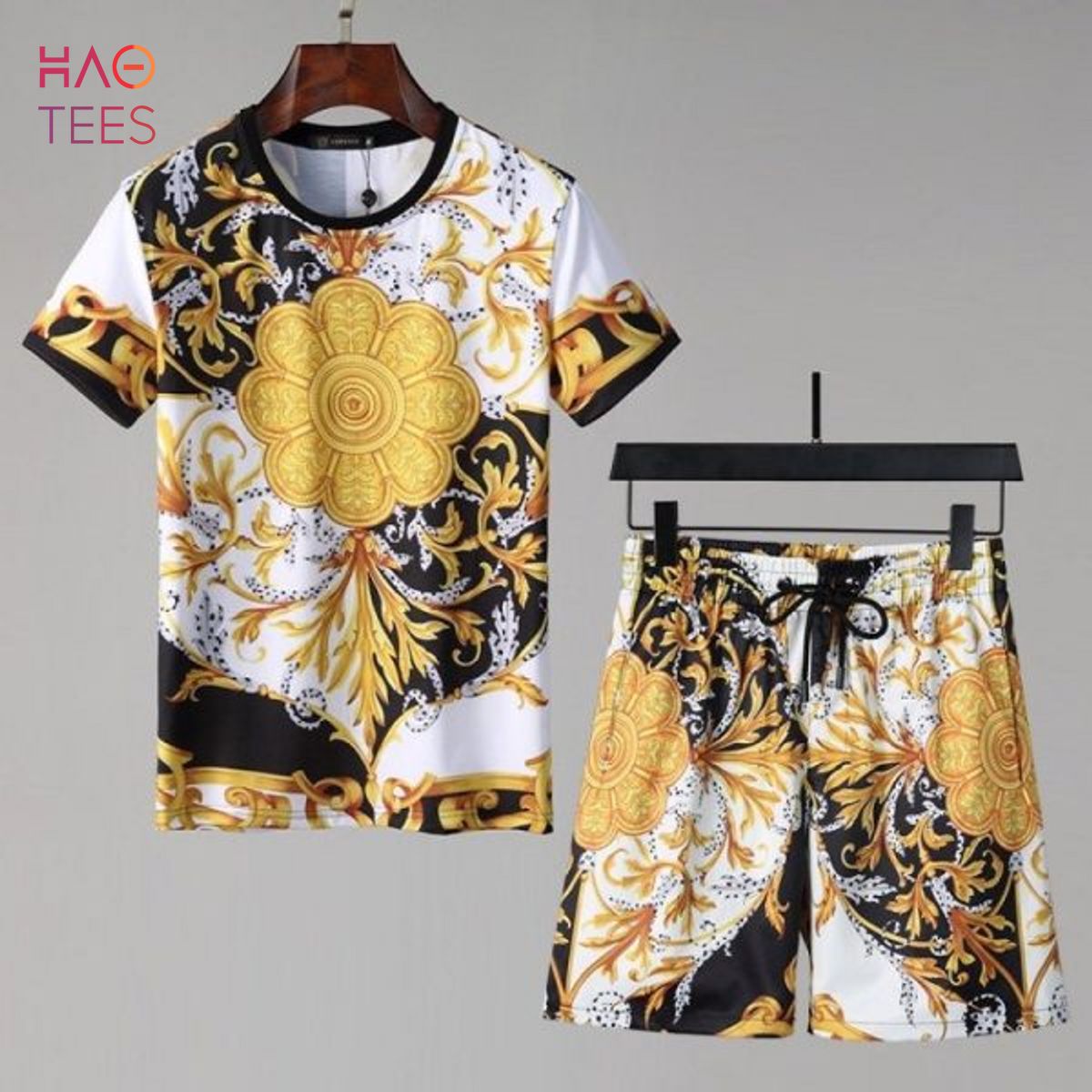 Luxury Versace Gold Black Limited Edition T-shirts And Beach Shorts