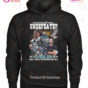 Philadelphia Eagles Undefeated Fly Eagles Fly First Time In Franchise History T-Shirt
