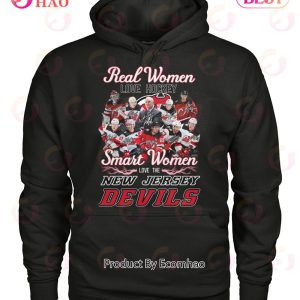 Real Women Love Hockey Smart Women Love The New Jersey Devils T-Shirt
