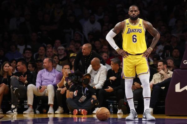 The Lakers are hopeful that LeBron James will choose to prolong his career.