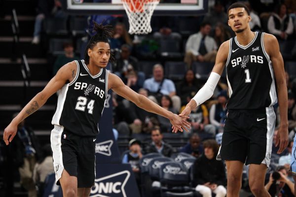 San Antonio Spurs Hoodie: Dominate the Style Game with Spurs’ Legacy and Unmatched Team Pride in Cozy Comfort