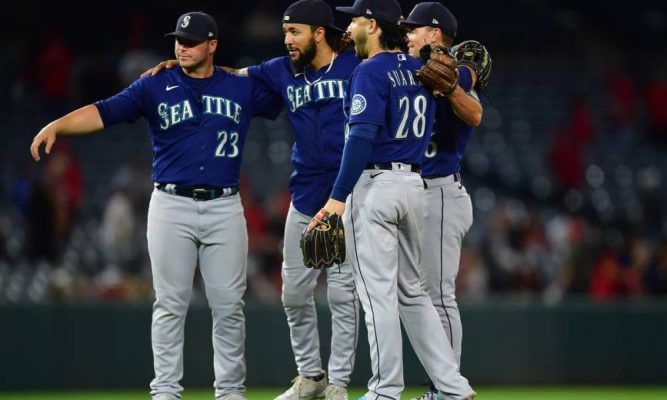 Seattle Mariners Baseball Jersey: Show Your Mariners’ Pride with Authentic Style and Support for the Team