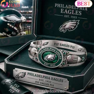 Philadelphia Eagles Est 1933 Fly Eagles Fly Luxury Silver Plated Green Crystal Bangle Bracelet